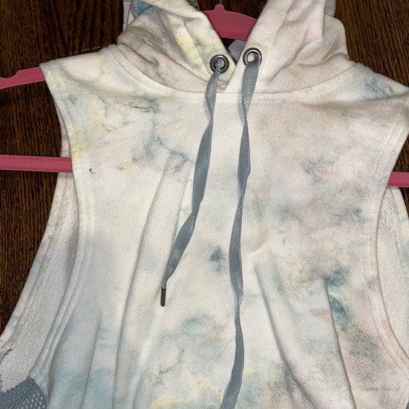 MATCHING workout set. - Picture 6 of 8